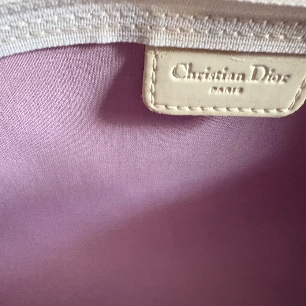 Dior Pouch - Picture 9 of 12